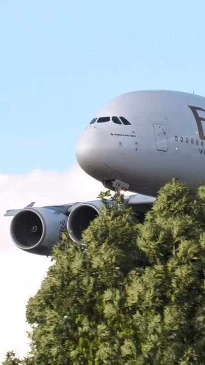 FIRE AT HEATHROW: Flight Delays and Disruption...
