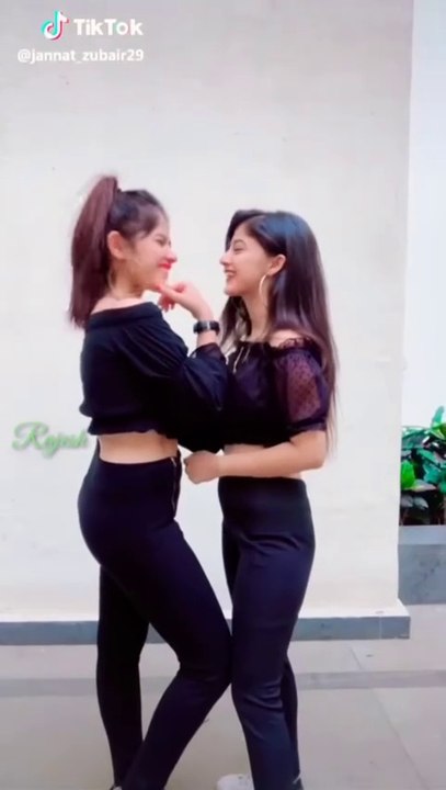 Jannat zubair Vs Arishfa khan Dance Tik tok videos #jannat zubair #Arishfa khan #jannat  #Arishfa(480P)
