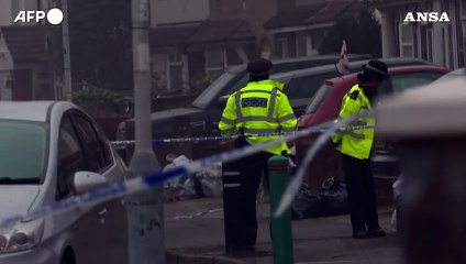 Incendio a Heathrow, chiuso l'aeroporto: cancellati almeno 1.351 voli