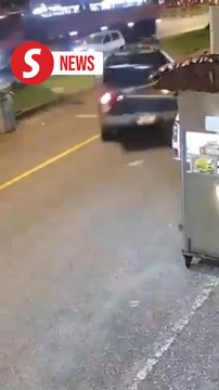 Pickup driver fined after losing control, skidding into opposite lane in Yong Peng