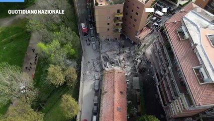 Crolla palazzina a Roma, le immagini dal drone
