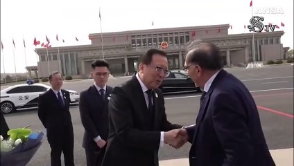 La Russa arrivato a Pechino, accolto da Hao Ping