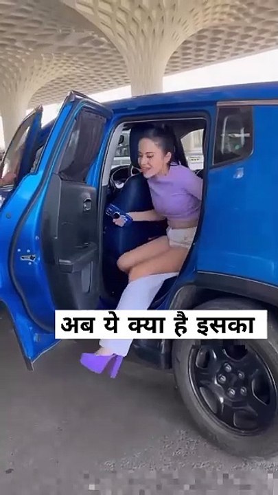 Urfi javed ka new look 🤣