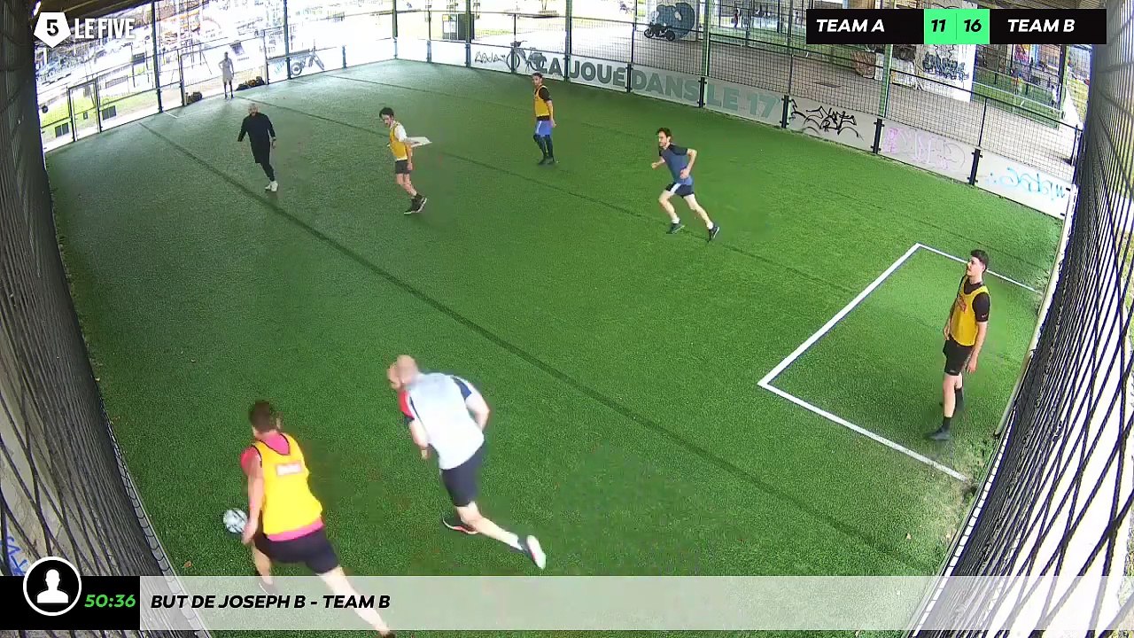 But de Joseph B - Team B