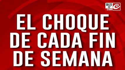 Impactante choque en Recoleta: auto cruzo en rojo y fue embestido por un colectivo