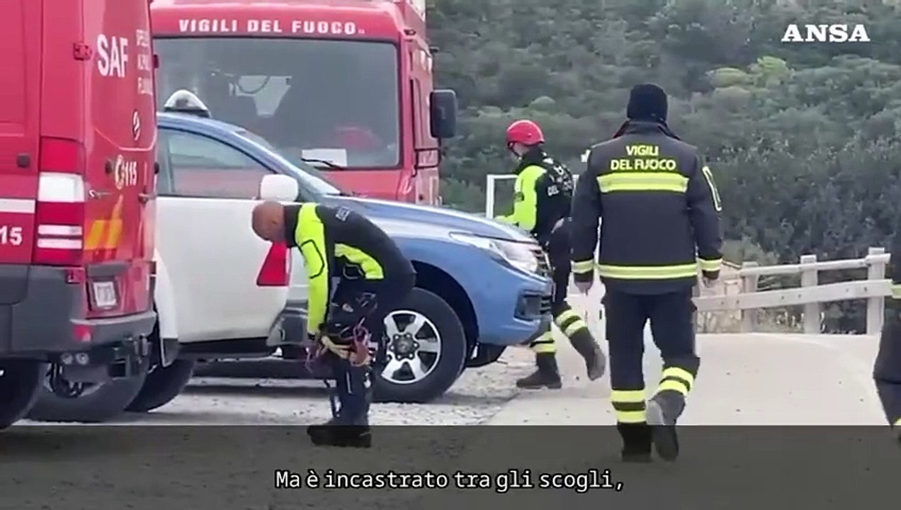 Altro corpo trovato a Cala Fighera, "e' incastrato fra gli scogli"