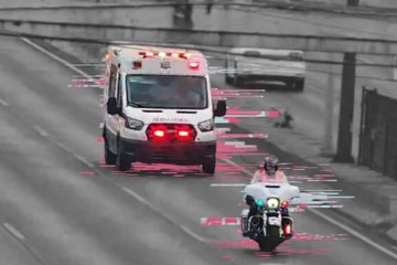 Trasladan al Hospital Universitario a menor lesionado tras accidente en Santiago