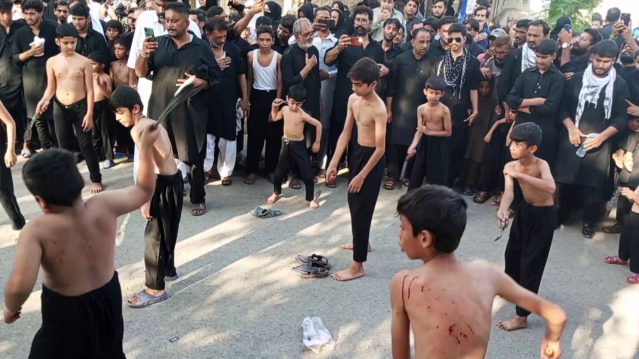 Children and Zanjeer Zani in Mourning Rituals wah cantt