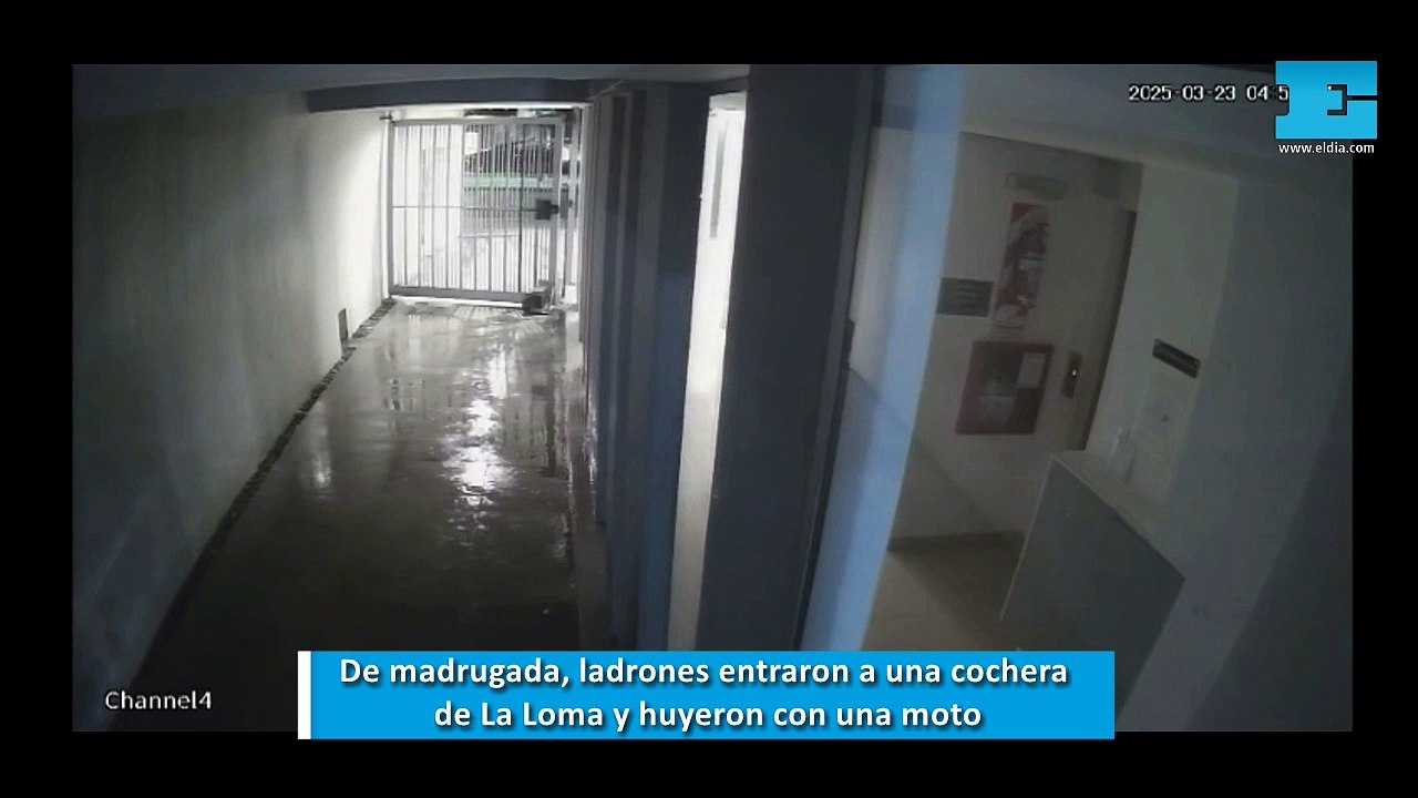 De madrugada, ladrones entraron a una cochera de La Loma y huyeron con una moto