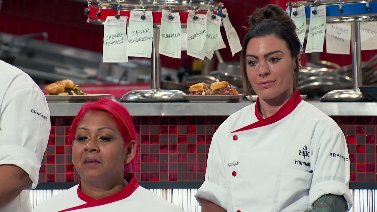 Hells.Kitchen.US.S23E05.Homesick.in.Hell.350th.Ep.1080p.AMZN.WEB-DL.DDP5.1.H.264-FLUX