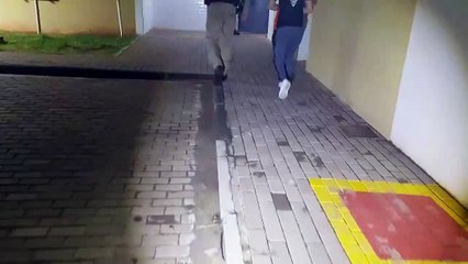 Homem é preso após empurrar mulher durante discussão