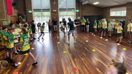 Sharks Star Nicho Hynes Visits Kareela Public School for NRL's 'Simply Your Best' Program 🏉