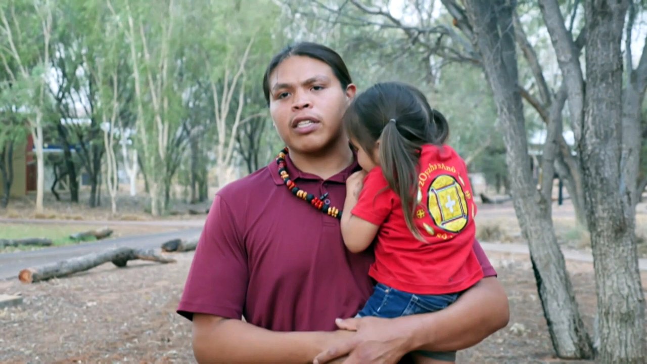 Indigenous Australian Pertame people and Native American Yuchi people discuss saving first languages in Alice Springs