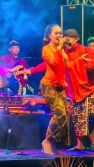 Sinden Cantiknya Campursari Mayangkara mbak Putri Lope Lope