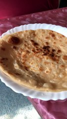 Matar Qeema and paratha