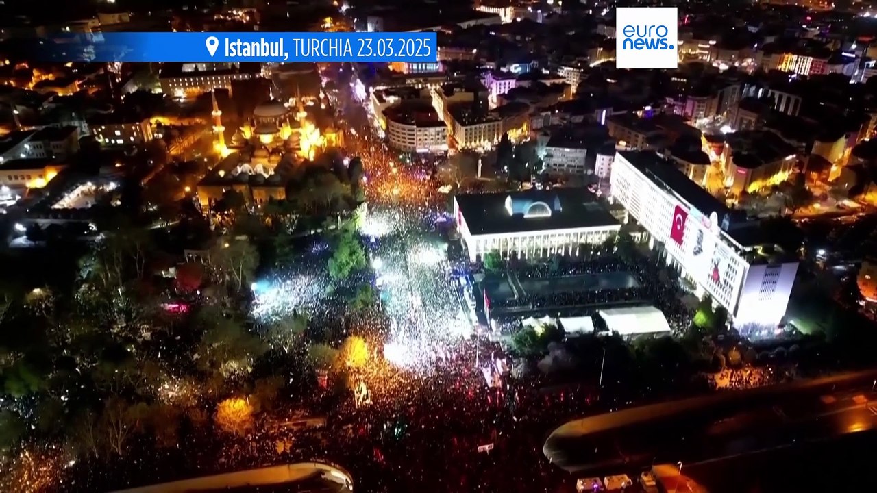 Turchia: ancora proteste per l'arresto di Imamoglu, fermati vari giornalisti
