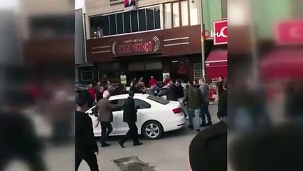 Bursa\'da iftar saati yol kavgasında yumruklar konuştu