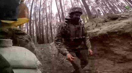 ビデオ：英国兵士、ロシア軍に捕らえられる直前の映像