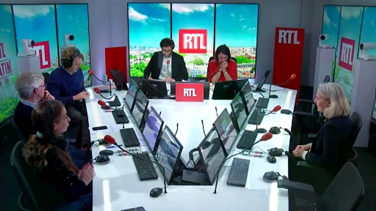 "Giulia Sarkozy a la mauvaise fois de son père et la fausse candeur de sa mère. Résultat, elle est énervante et drôle"