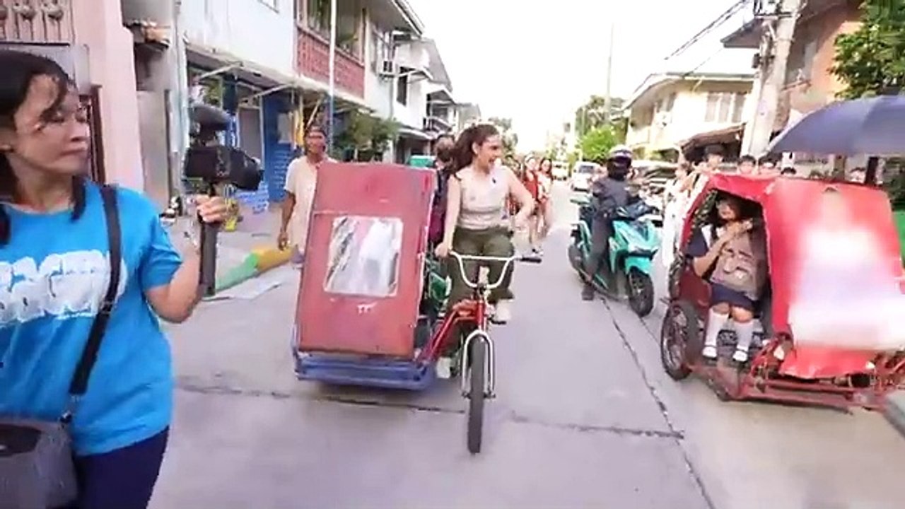 PEDICAB DRIVER FOR A DAY _ IVANA ALAWI