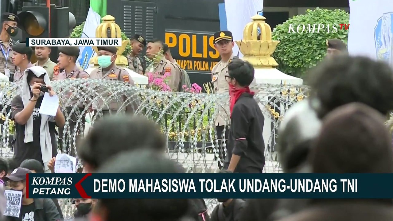 Demo Tolak UU TNI Berlanjut, Mahasiswa-Warga Sipil di Surabaya dan Kupang Sampaikan Tuntutan