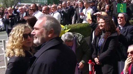 "¡Gracias a todos!": el papa Francisco regresa al Vaticano