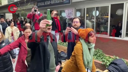 Ankara Üniversitesi'nde boykot çağrısı yapan öğrencilere saldırı girişimi