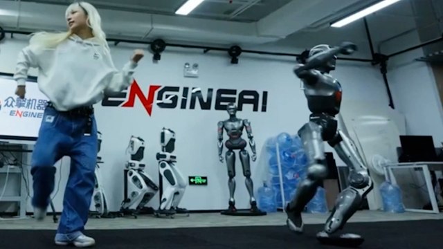 Humanoider Roboter beherrscht Tanzschritte
