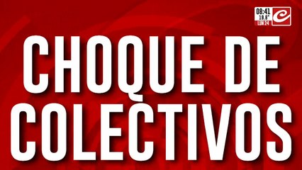 Tremendo choque de colectivos deja varias personas heridas