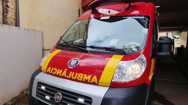 Idosa escorrega no piso ensaboado e é socorrida pelo Siate