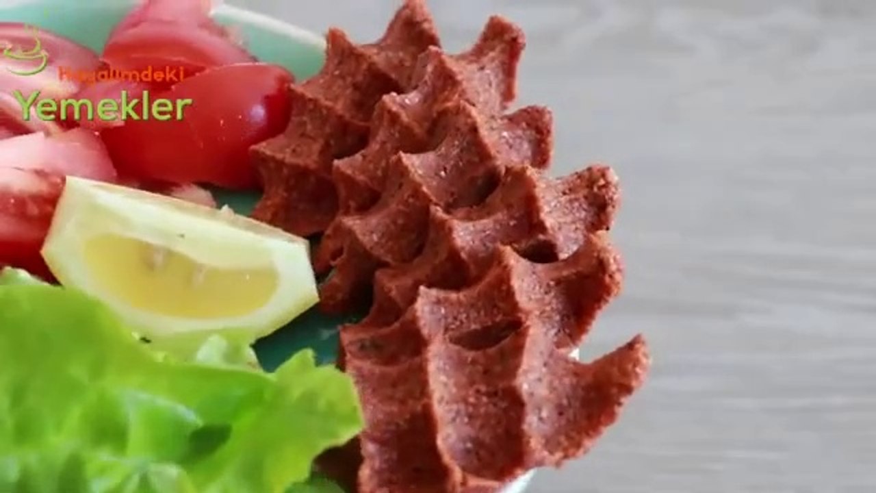 ETSİZ ÇİĞ KÖFTE TARİFİ