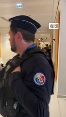 Gérard Depardieu prend une pause lors de son audience