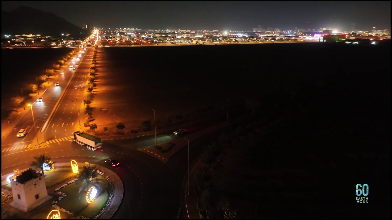 Fujairah Environment Authority Celebrates Earth Hour by Turning Off Lights on 13 Main Streets in Fujairah