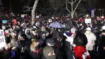 Más de mil detenidos en Turquía en las protestas contra la detención del rival de Erdogan