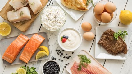 18 Foods That Have More Protein Than an Egg