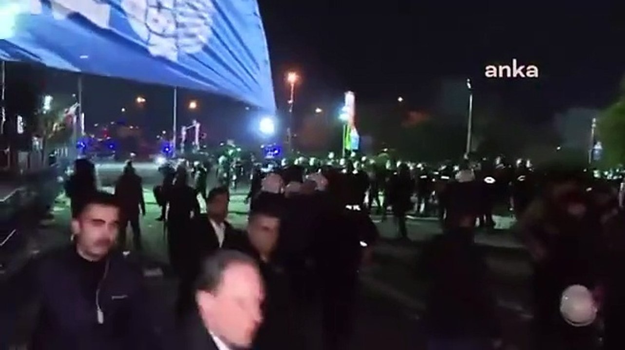 Şov nerede Mahmut orada! "Kendini başka bir yerde mi çizdirdi?"