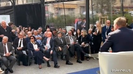 Lollobrigida contestato a "Agricoltura È", "non fa nulla per noi"