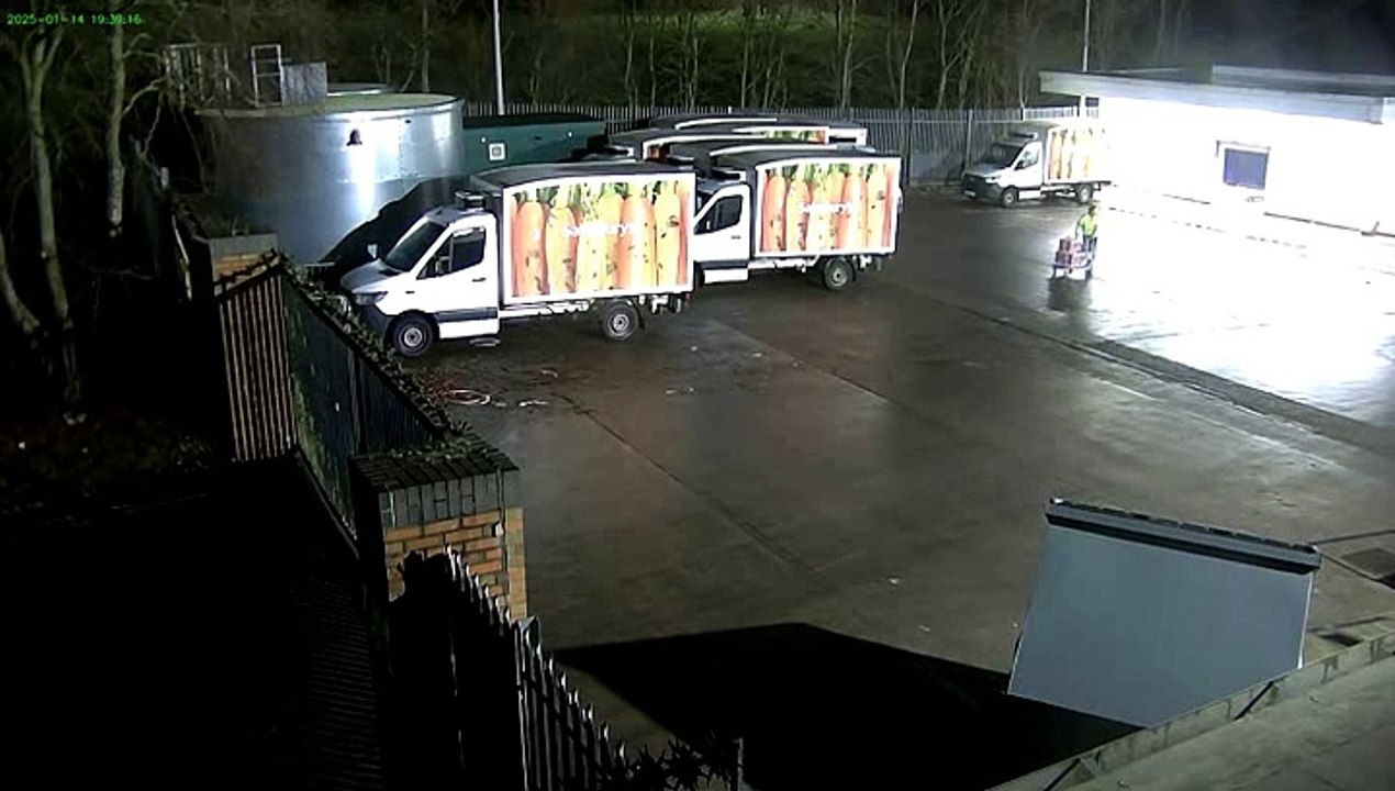 Brazen burglar stole £10,000 worth of booze after targeting Sunderland Sainsbury's