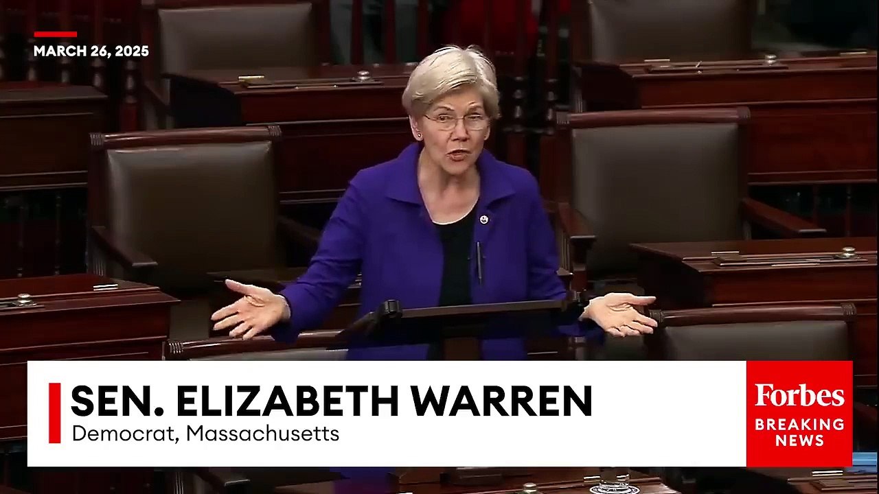 'Poor Little Wells Fargo': Elizabeth Warren Slams GOP Effort To Remove CFPB Overdraft Protections
