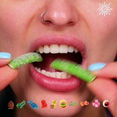 Satisfying ASMR candy eating!🍬🍭🍫