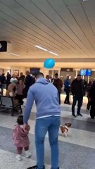 Everyone’s stressed at the airport… except this dog!