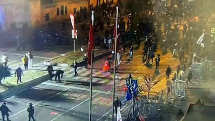 CHP, 'Cisim atanlara gaz sıkılıyor' iddiasını görüntüyle yalanladı