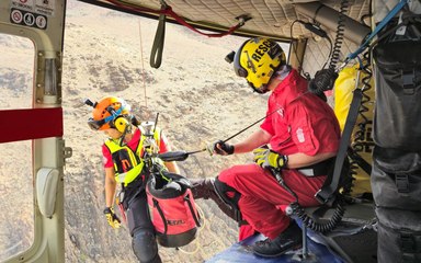 Grave tras caer con su coche por un barranco en Tejeda y ser rescatado en helicóptero