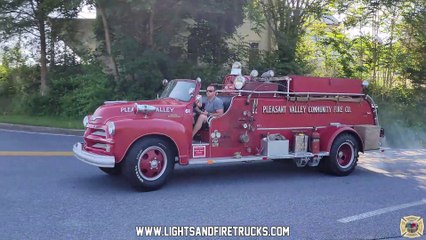 Pleasant Valley CFC 2021 Fire Truck Muster: Apparatus Arrival (Detroit Diesel Jake Brakes!)