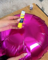 Creative balloon hack for an extra festive look 💗🎈