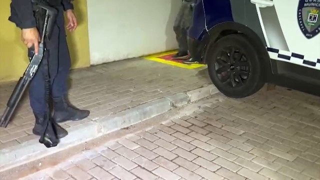 Perseguição! Dirigindo caminhonete sem CNH, jovem tenta fugir da GM no Bairro Santa Felicidade