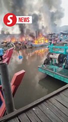 Fire destroys jetties, house in Sekinchan