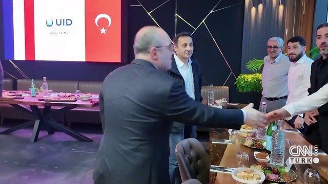 Mustafa Varank Fransa’da Türk toplumuna seslendi: Birinci markamız Recep Tayyip Erdoğan