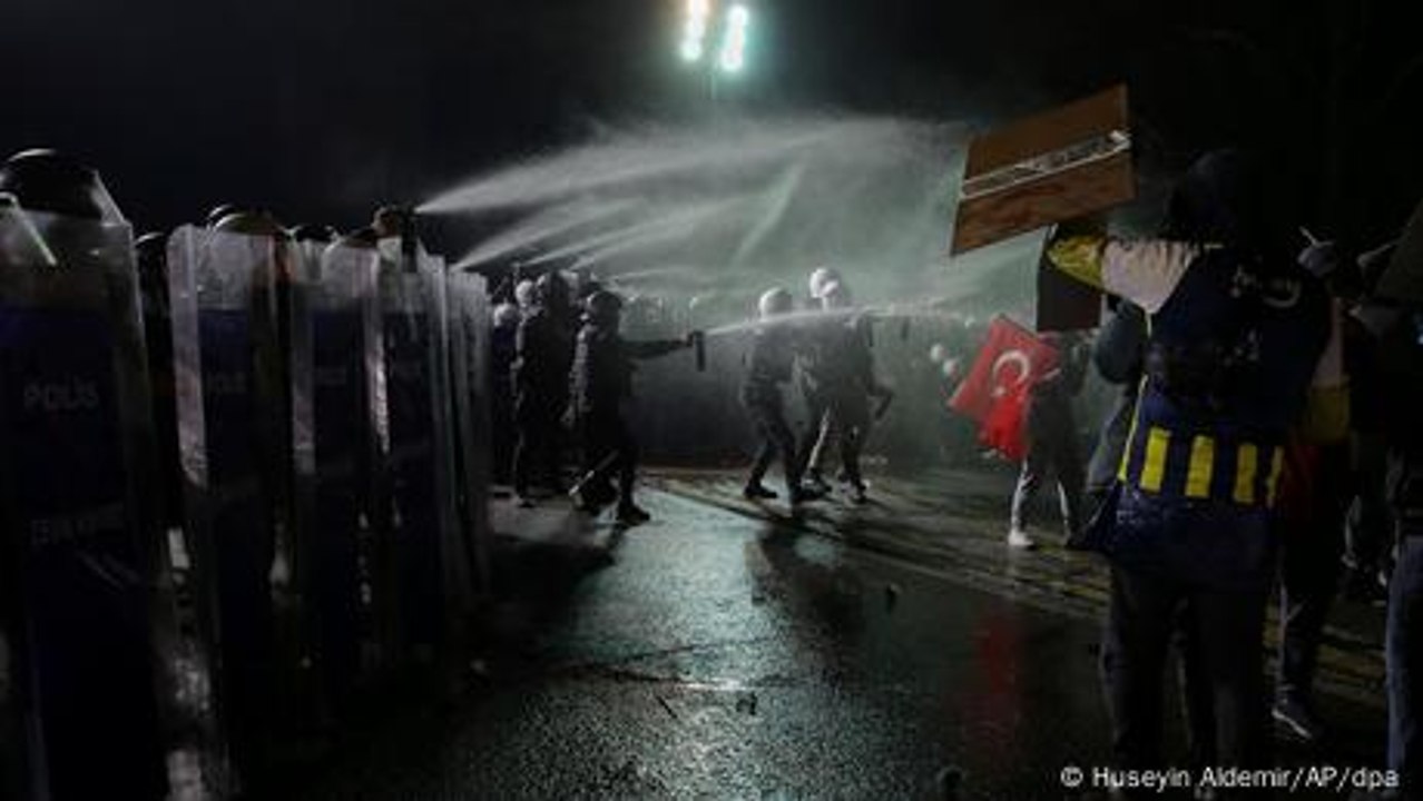 Massenproteste für Ekrem Imamoglu in der Türkei