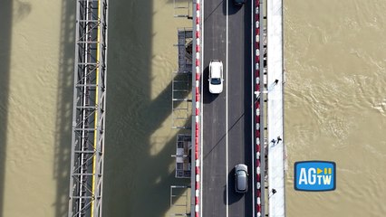 Roma, il nuovo ponte dell'Industria visto dal drone